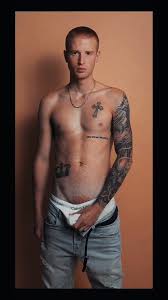 @ValentinoG76611s video Tweet