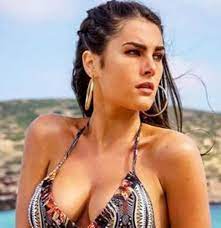 Francesca sofia novello è una modella di lingerie e ombrellina. Asi Es Francesca Sofia Novello La Nueva Novia De Valentino Rossi