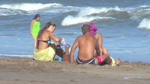 El balneario san cayetano, es una localidad balnearia cercana a san cayetano ciudad del sur de la provincia de buenos aires, muy cercana a necochea y tres arroyos, es un balneario al que concurren anualmente miles de personas. Balneario San Cayetano 2019 Youtube