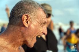 Don't forget the meeting tonight. Professional flower photographer (she  uses “P” mode), Yvonne will be demonstrating her process. She has asked if  you wish to participate that you bring your own gear.