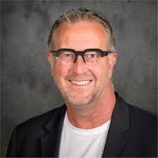 Gary Seagraves's Instagram, Twitter & Facebook