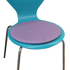 Designs that stimulate the senses, are beautiful yet usable. Stuhlkissen L Rondo L Danerka Alle Stuhlkissen Stuhlkissen Filzkissen De