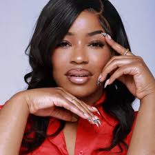 Kira Jordan's Instagram, Twitter & Facebook