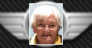 Jamie Eggleston's Instagram, Twitter & Facebook