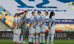 Рассказываем о раскладах на матч ювентуса и динамо киев в рамках пятого тура группового этапа ювентус в минувшем обыграл ференцварош (2:1) в непростой домашней игре, чем. Dinamo Yuventus Prognoz Bukmekerov Na Match Ligi Chempionov 20 10 2020 Novosti Futbola Unian