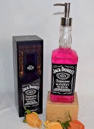 Jack Daniels Seifenspender 0 7l Upcycling Spulmittelspender Palmolive Pink Jack Daniels Seifenspender Seifenspender Jack Daniels