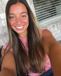 Abby Raymond (@_abbyraymond) • Instagram photos and videos