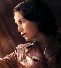 Marisa Coulter's Instagram, Twitter & Facebook