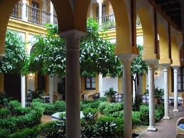 Vergelijk beoordelingen en vind deals voor hotels in met skyscanner hotels. Hotel Case Imperial Sevilla Spain Sevilla Courtyard Outdoor Structures