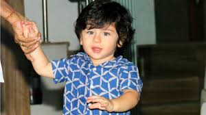 It's a pic from just before taimur was born. Taimur Ali Khan Is The New Internet Sensation Here S Why Iwmbuzz