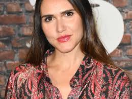 Joyce Jonathan : ses confidences touchantes sur une période étrange de son  enfance