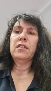 Play your favourite music-themed quiz show at home 🎶🕺 Sing, dance and  draw your way to victory with the Spicks and Specks board game! Grab yours  👉 https://geni.us/SpicksSpecksBoardgame