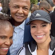 Congratulates Lincoln Ware