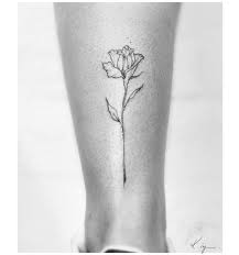 Blumen Tattoo Filigran Fineline Flowertattoo Girltattoo Sktechytattoo Katrin Ingwersen Blumen Tattoo Blumentatowierung Blumentattoos