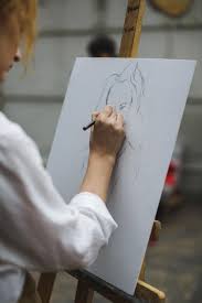 خامات الرسم المختلفة أيها ت فضل إطار فني