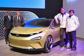 Jaguar land rover automotive plc is the holding company of jaguar land rover limited, a british multinational automotive company with its he. Jaguar Land Rover Parent Tata Approaches Bmw Geely In Search For Partners