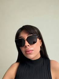 Daphne Black Güneş Gözlüğü