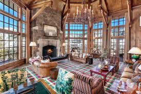Beaver creek's small village is an escape from the ordinary. Chateau 11 Ski In Ski Out Estate In Beaver Creek Co United States For Sale On Jamesedition Luxury Living Room Living Room Design Decor Luxury Homes