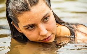 Resumo dos capítulos: 'Deus Salve o Rei (9 a 14 de abril )