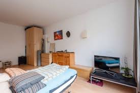 Hier finden sie wohnungen zum mieten vieler immobilienportale und durch die einfache & schnelle. Schwabing Hohenzollernplatz Ruhe Apartment Mobliert 1 Zimmer Wohnung In Munchen Schwabing West Wohnung Wohnung In Munchen 1 Zimmer Wohnung