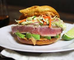 ahi tuna burger with sriracha mayo