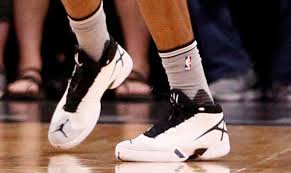 Find the perfect kawhi leonard shoes stock photos and editorial news pictures from getty images. What Pros Wear Kawhi Leonard S Air Jordan Xxx Shoes What Pros Wear