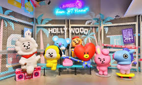 Line friends store in harajuku, tokyo / brown & friends. Line Friends Expands Its U S Market With The Opening Of Its Biggest Store