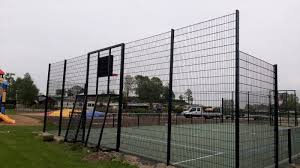 Pin Op Voetbalkooien En Combi Sportkooien