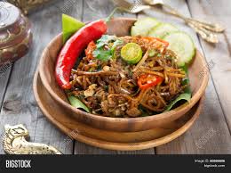 Both meaning fried noodles hi semua, jom kita lihat satu lagi resepi istimewa iaitu mee goreng mamak daging. Mi Goreng Mee Goreng Image Photo Free Trial Bigstock