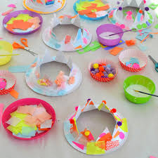 How to make the perfect newspaper hat? Paper Plate Party Hats Artbar