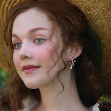 Selenichast Sterling Silver Olive Branch Earrings, Autumn Jewelry, Dangle  Earrings, Nature Jewelry, Gift for Mom, GIft for Girlfriend