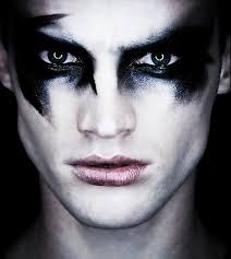 L'image est téléchargeable en qualité haute définition jusqu'à 6845x4568. Maquillage Halloween Homme 2017 Quelques Idees Formidables Et Faciles Pour Un Look Reussi