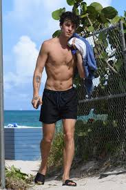 Shawn mendes and camila cabello have been bffs for years, but about a year and a half ago, their relationship turned romantic and they quickly became one of music's hottest couples. Wet Camila Cabello Shows Off Curves On Beach With Shawn Mendes