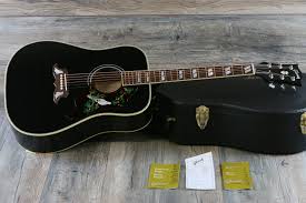 Maybe you would like to learn more about one of these? Super Clean 2012 Gibson Dove Acoustic Dreadnaught Guitar Black Ohsc Lovies Guitars