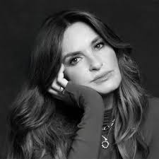 Olivia Benson🦁🧭🦁 (@Capt_Liv_Benson)