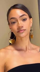 Savannah Suarez's Instagram, Twitter & Facebook