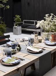 They can be used indoors and outdoors. The Woodnotes Table Runners And Place Mats Finnishsummer Terrace Kattaus Terassi Woodnotes Woodnotesdesign Tabler Table Table Runners Table Accessories