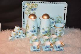 أم سيف لأطقم ضيافة Um Saif11 Um Saif11 اهديلمن يعز عليج من اطقم ام سيف Table Decorations Decor Home Decor