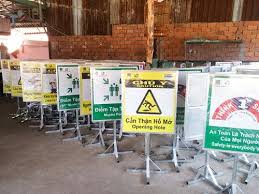 Một trong những bài báo đầu tiên của ông về chủ đề kinh thánh được xuất bản vào năm 1876 trên tạp chí bible examiner, do storrs biên tập. Chuyá»ƒn Sáº£n Xuáº¥t Va Cung Cáº¥p Cac Loáº¡i Biá»ƒn Bao Cong Trinh Cháº¥t LÆ°á»£ng Cao