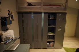 Hochbett Mit Begehbarem Kleiderschrank In Wuppertal Begehbarer Kleiderschrank Kleiderschrank Schrank
