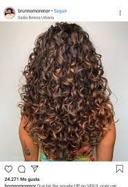 Check spelling or type a new query. Pin By Agnes On Cabello Long Curly Haircuts Curly Hair Styles Naturally Curly Hair Styles