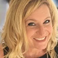 Rebecca Orange's Instagram, Twitter & Facebook