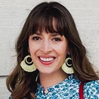 70+ "Caroline N." profiles