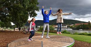 The answer to both of these questions is, it varies. Heidelberg De Leisure Activities