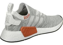 Nmd r2 primeknit von adidas in der variante collegiate&quo t;, also dunkelblau, weiß Adidas Nmd R2 Pk Sneaker Low Bei Stylefile