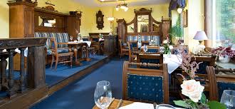 Adressen deutscher restaurants in den berliner stadtteilen. Restaurant Seeschloss Feine Deutsche Kuche In Lanke Wandlitz
