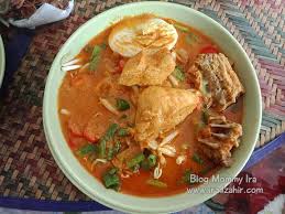 Aroma karinya dapat menarik minat sesiapa sahaja dan rasanya oleh itu, kami bawakan resepi yang tersangatlah mudah kepada anda. Resepi Mee Kari Yang Sedap Dan Mudah Ikut Citarasa Masing Masing Ira Mommy Si Kembar