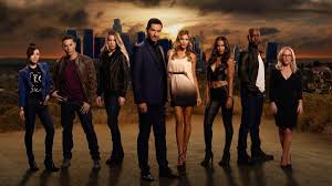 Chloe y lucifer buscan a un asesino en serie que ataca a parejas. Lucifer Resuelve Su Situacion Con Chloe En Una Apasionante Temporada 5