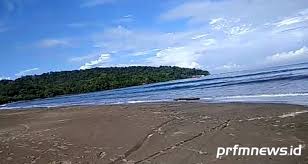 Kabupaten pangandaran memiliki panjang pantai 91 km. Pantai Pangandaran Dibuka Pada 5 Juni Pengunjung Wajib Tunjukan Surat Keterangan Rapid Test Prfm News