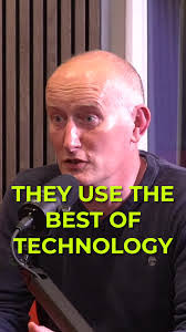 Andrew Wally's Instagram, Twitter & Facebook